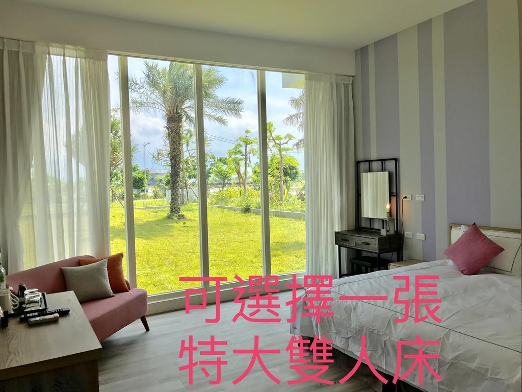 The Riverview Retreats Wujie Room photo